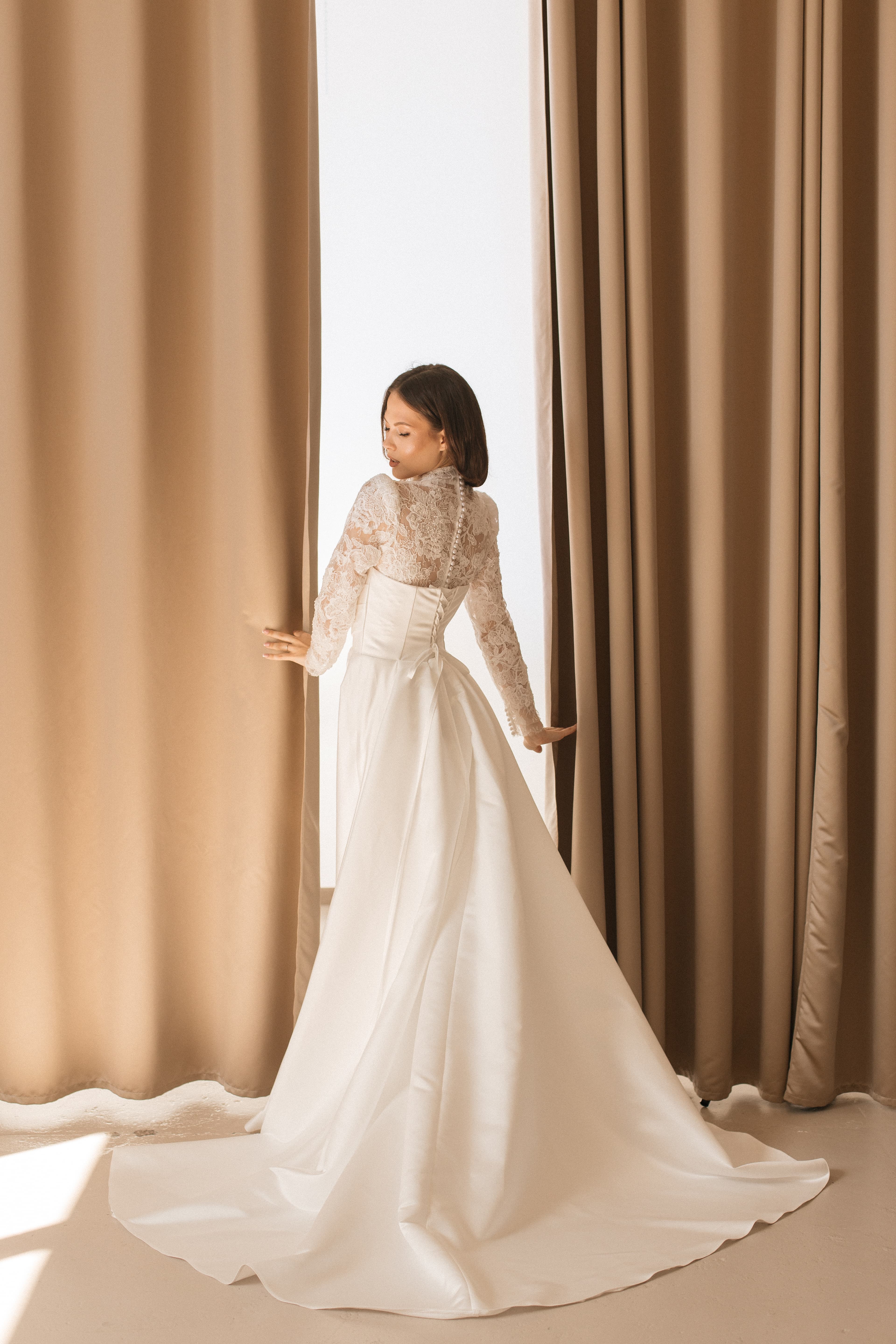 Anna Horetska modelling editorial look